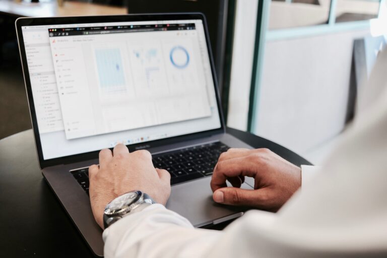 découvrez hubspot crm, la solution idéale pour gérer vos relations clients et optimiser vos ventes. profitez d'outils performants et d'une interface intuitive pour améliorer votre efficacité commerciale.