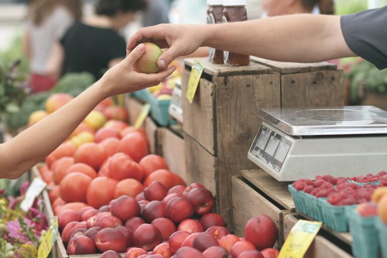 découvrez l'art de la personnalisation avec nos solutions sur mesure. transformez vos créations et exprimez votre style unique grâce à notre expertise en personnalisation.