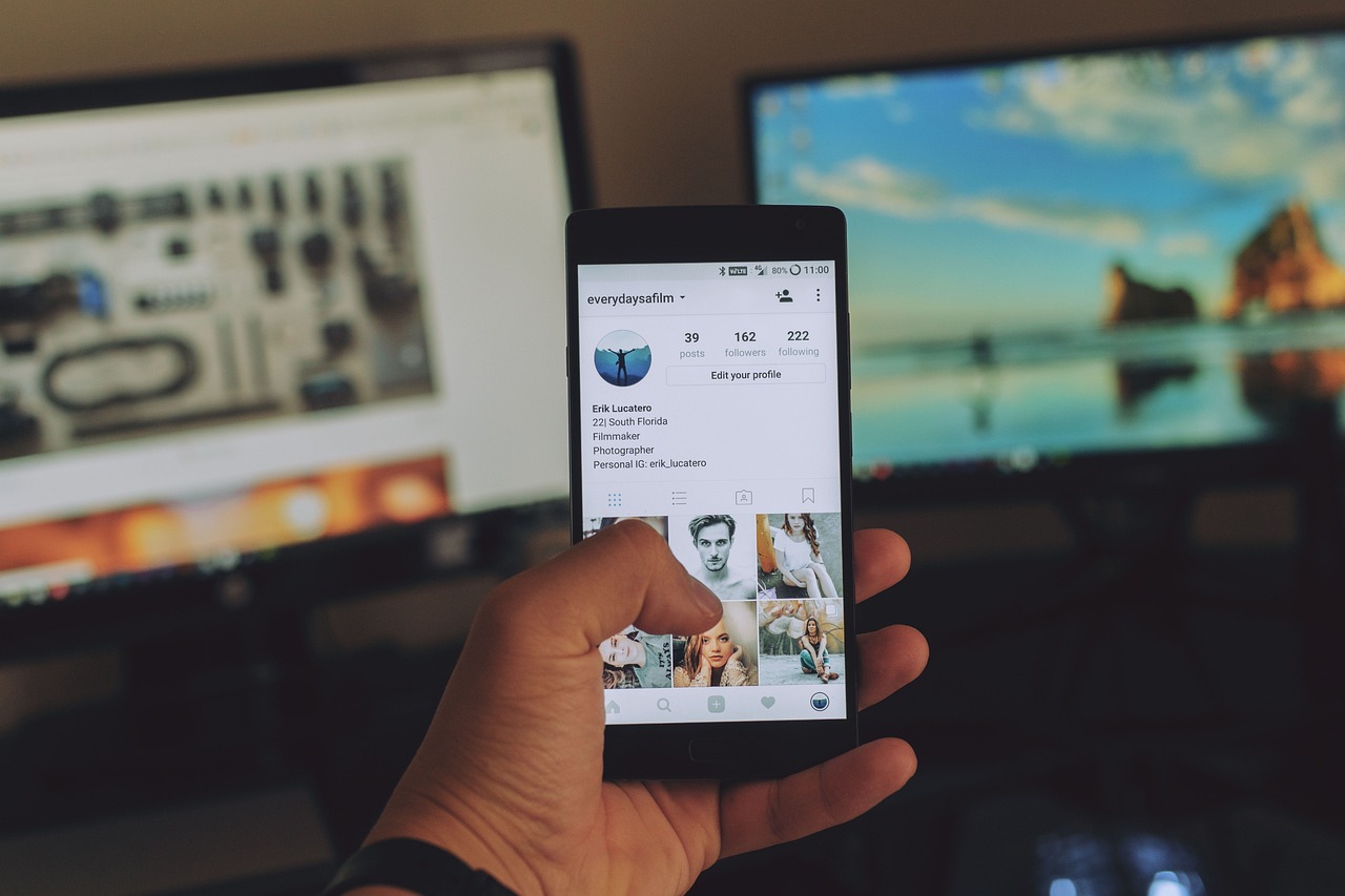 découvrez les stratégies efficaces de social media prospecting pour attirer et convertir des clients potentiels sur les réseaux sociaux. optimisez votre approche commerciale et développez votre présence en ligne.