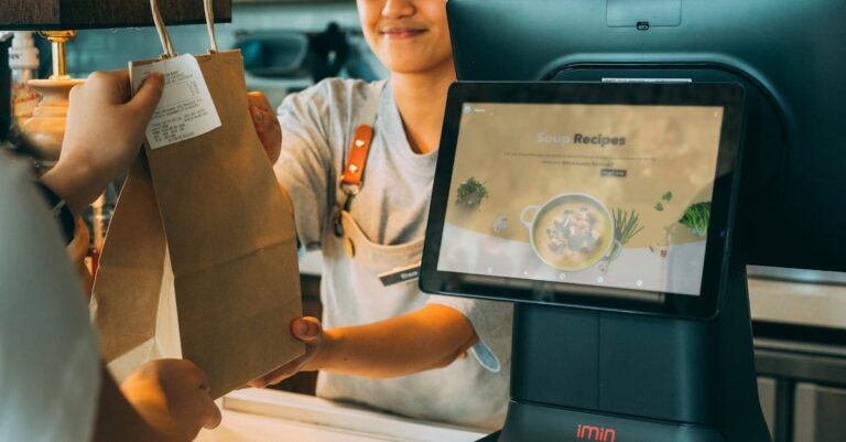 découvrez comment les incitations à l'achat peuvent stimuler vos ventes et attirer davantage de clients. explorez les différentes stratégies pour encourager vos clients à faire le pas d'achat, tout en maximisant votre rentabilité.