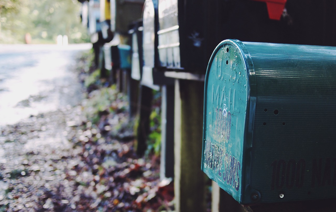 découvrez zoho mail, un service de messagerie sécurisé et adapté aux professionnels, offrant une interface conviviale, des fonctionnalités de collaboration avancées et une intégration fluide avec les outils de productivité. profitez d'une gestion optimale de vos emails avec zoho mail.