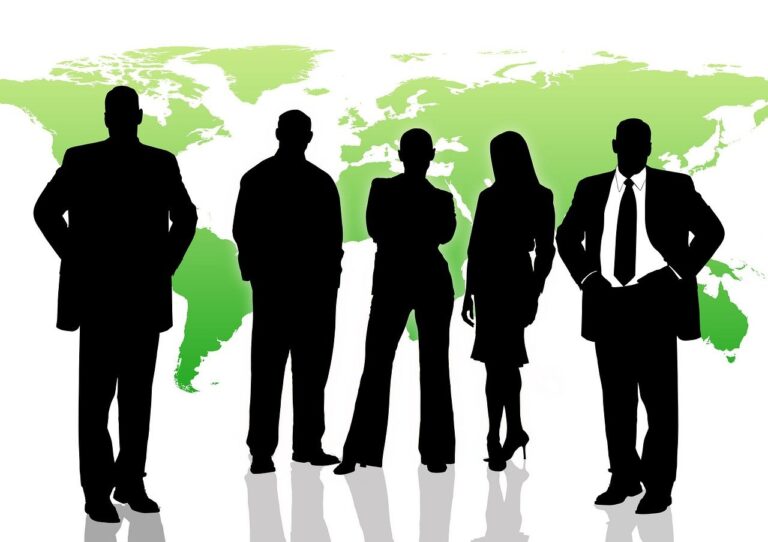 découvrez comment la business intelligence transforme les données en informations stratégiques pour aider les entreprises à prendre des décisions éclairées et améliorer leur performance.